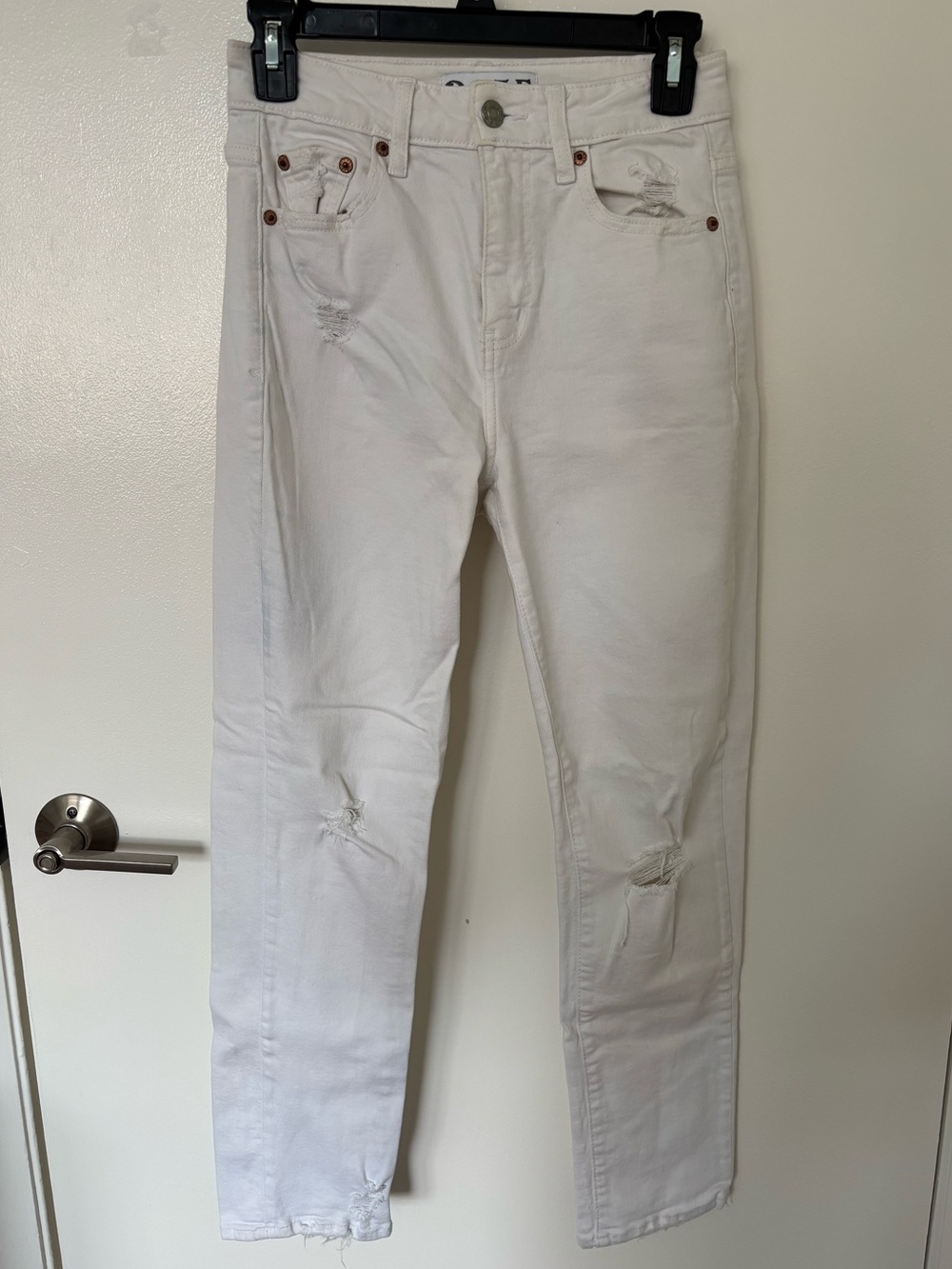 Daze Denim White Distressed Jeans